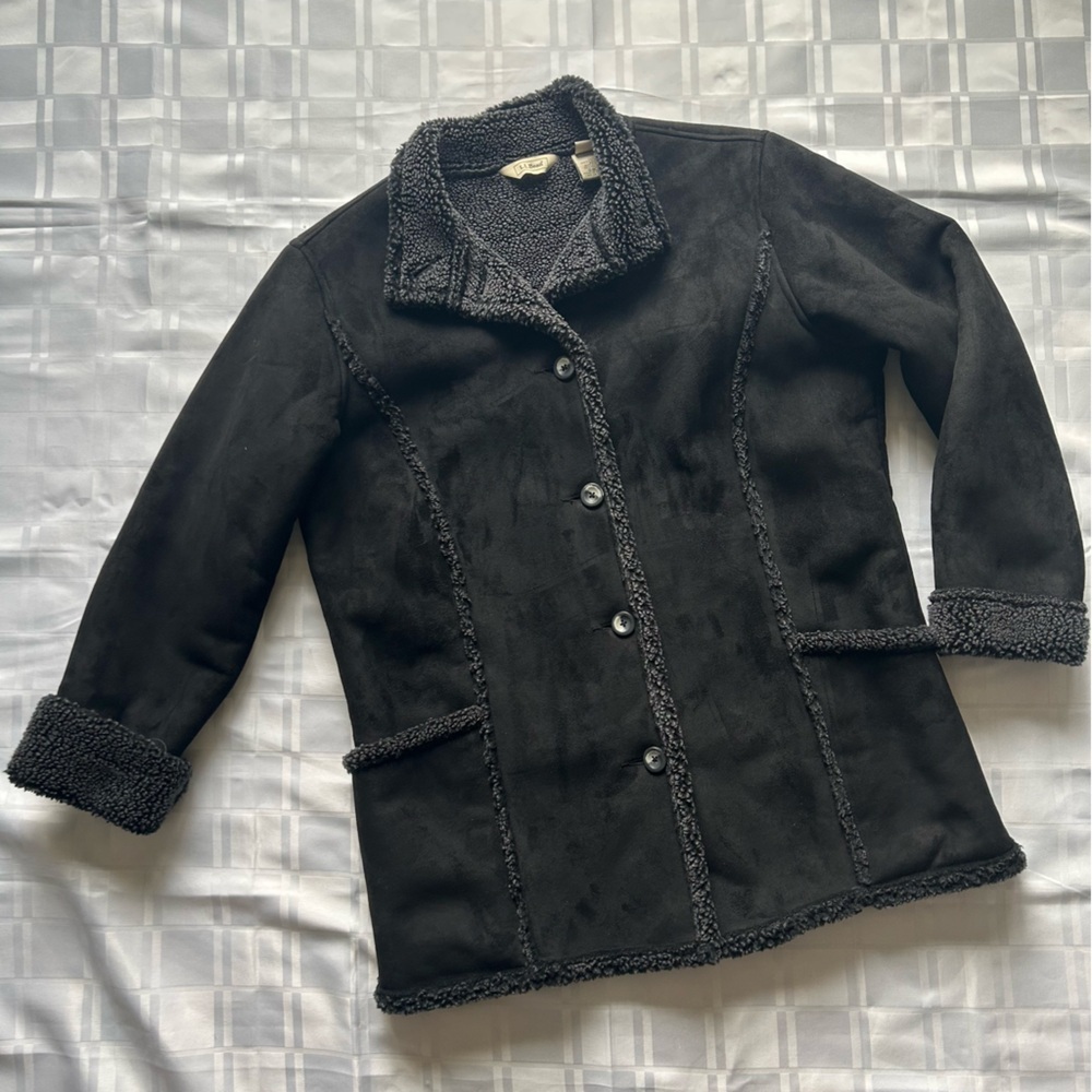L.L. Bean Sherpa Lined Faux Suede Black Buttoned Shearling Jacket